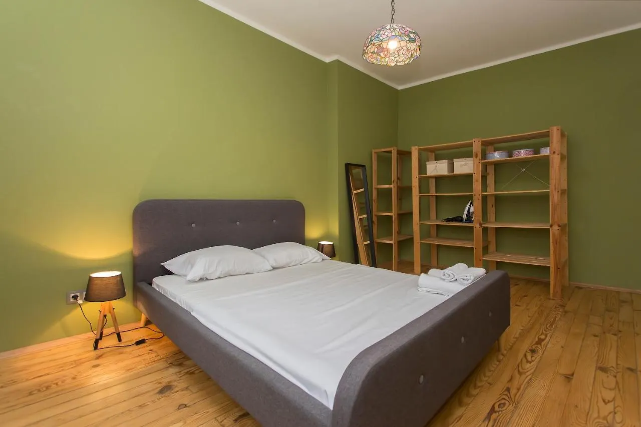 Colorful 2Bdr Apartment In The City Center Sofia