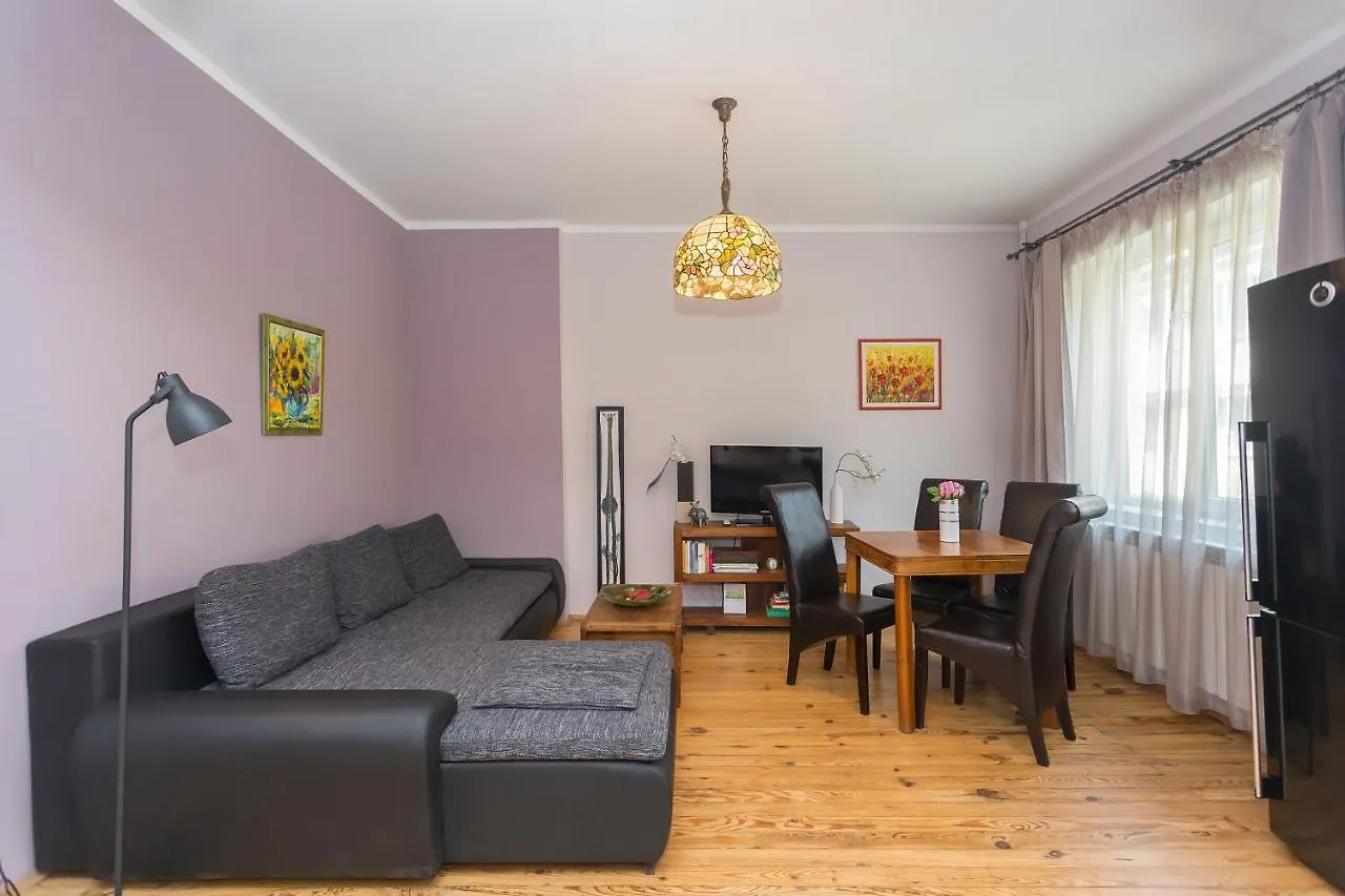 Colorful 2Bdr Apartment In The City Center Sofia