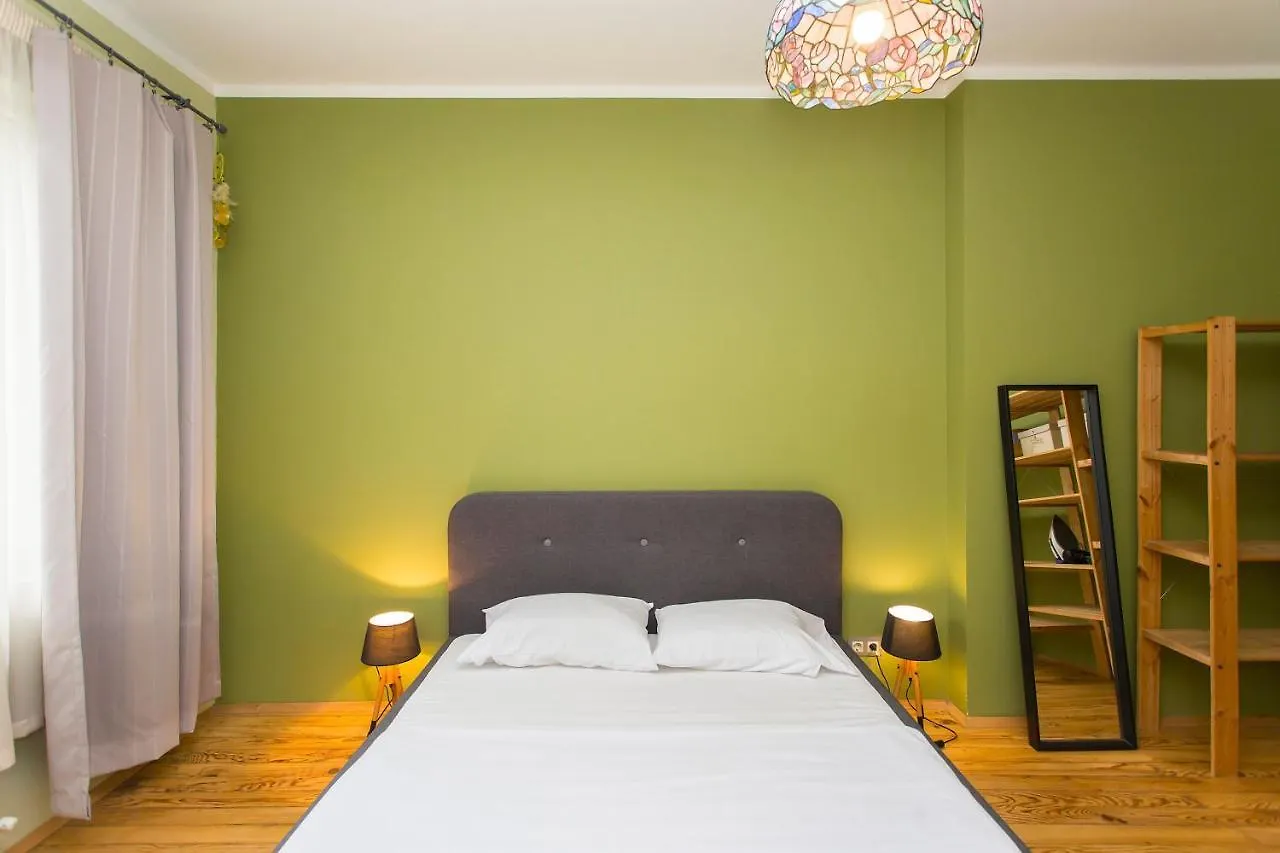 Colorful 2Bdr Apartment In The City Center Sofia